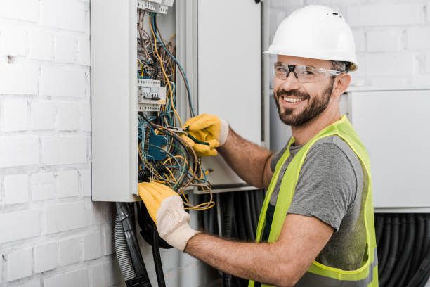 Best Affordable Electrician  in Calverton Park, MO